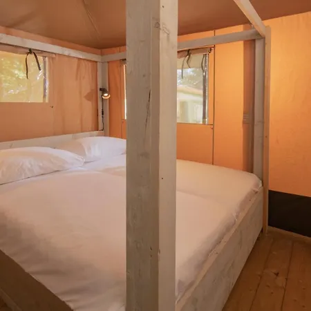 Glamping Tents - Camping Mon Perin Vacanceselect Campsite Bale