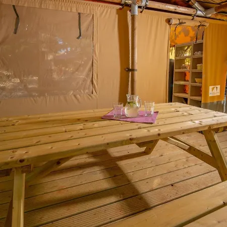 Glamping Tents - Camping Mon Perin Vacanceselect Bale